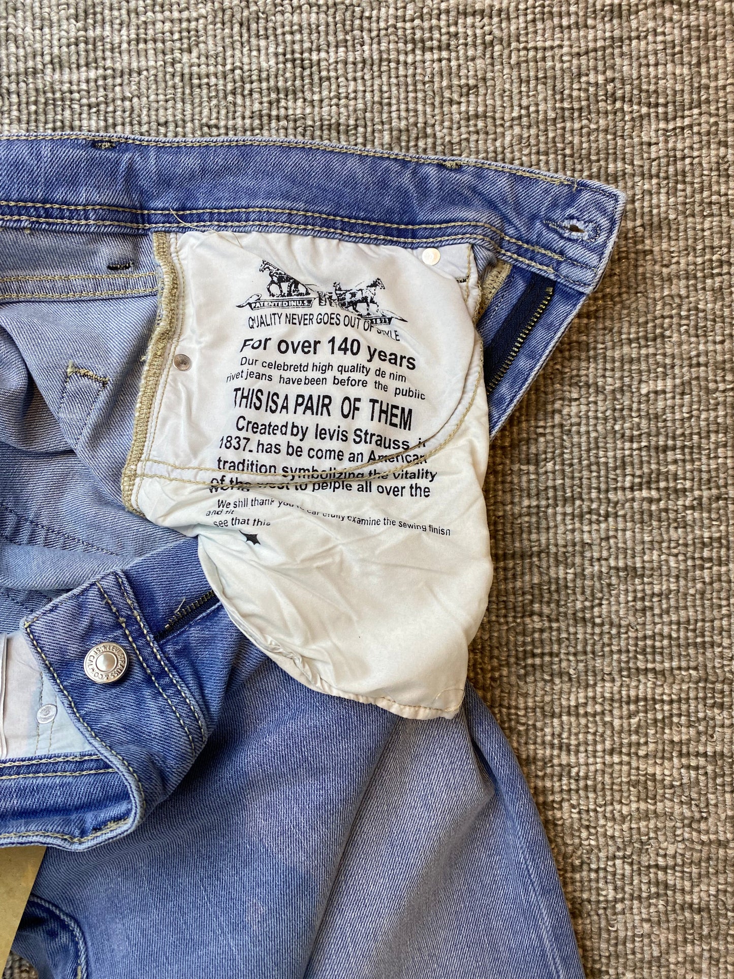 Jeans LVS coupe normale 01