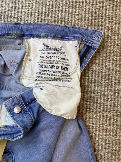 Jeans LVS coupe normale 01